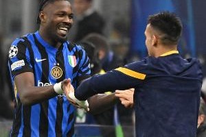 小图拉姆加盟国米后一共送出12次助攻，其中一半都给了劳塔罗