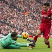 记者：利物浦拒绝就迪亚斯的转会与拜仁接触，他们一直表示不出售